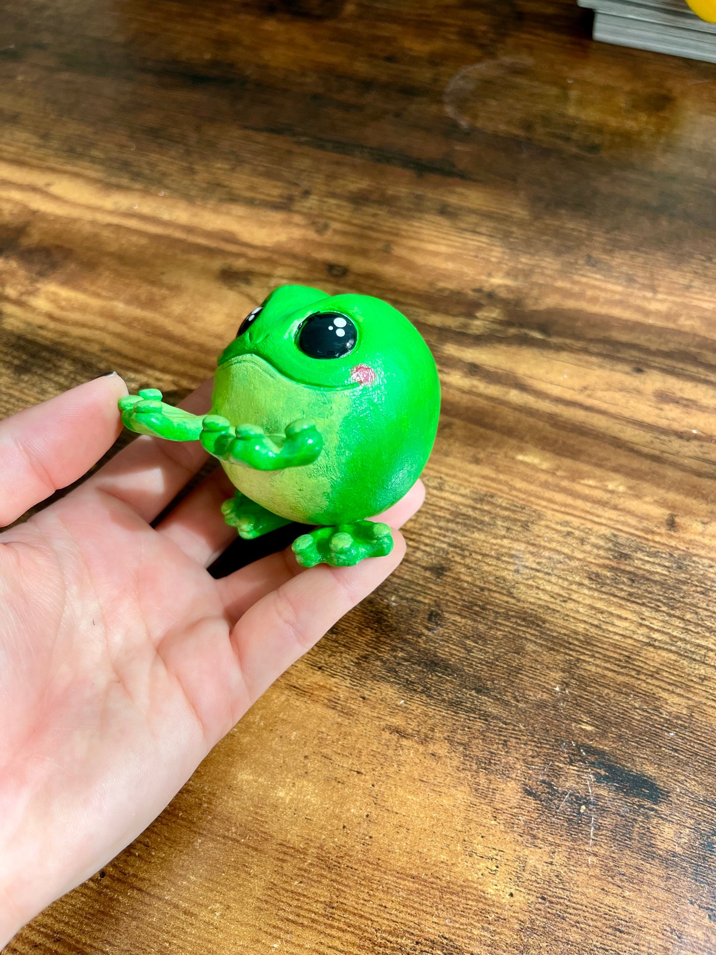 Figurine porte pinceau