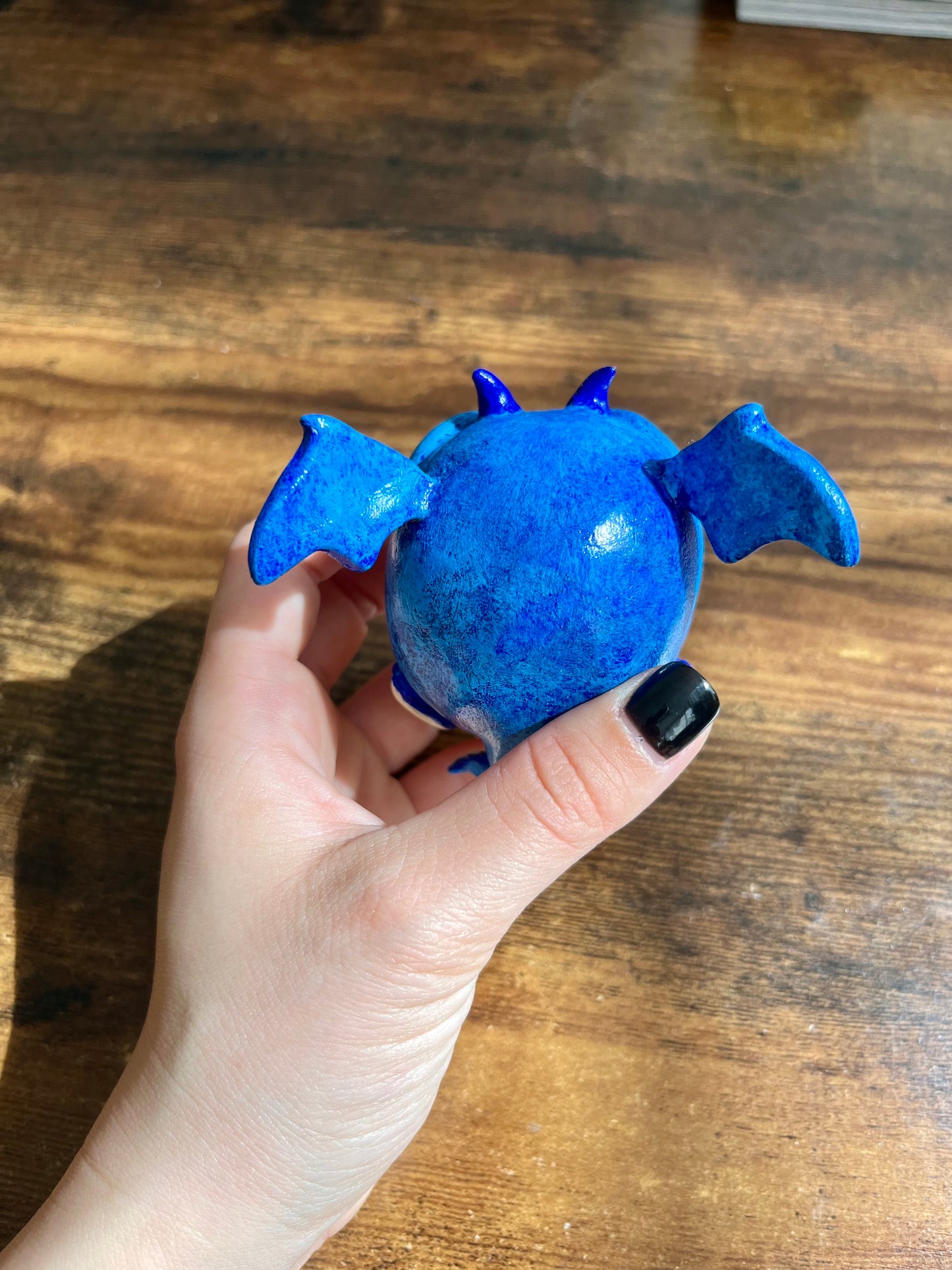 Figurine porte pinceau