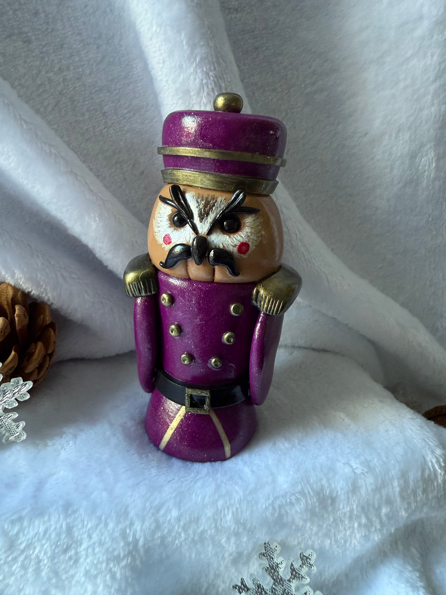 Casse-noisette hibou et chouette